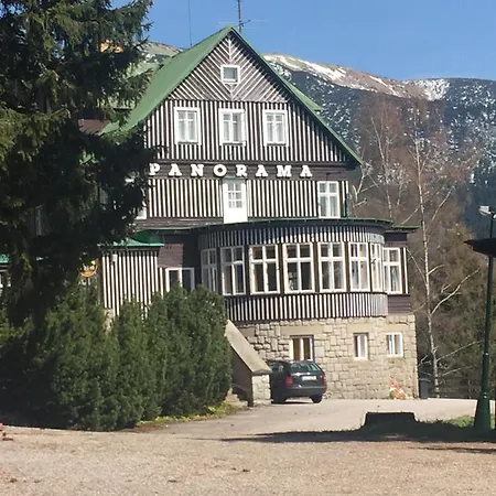 Hotel Panorama 2*